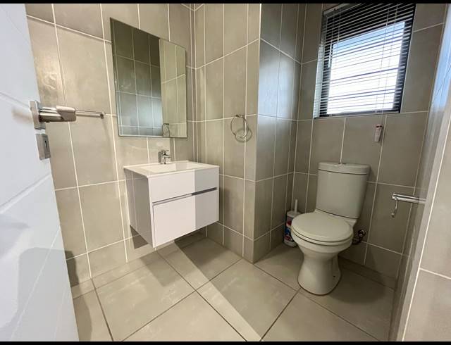 1 BEDROOM APARTMENT TO LET IN BALLITO CENTRAL